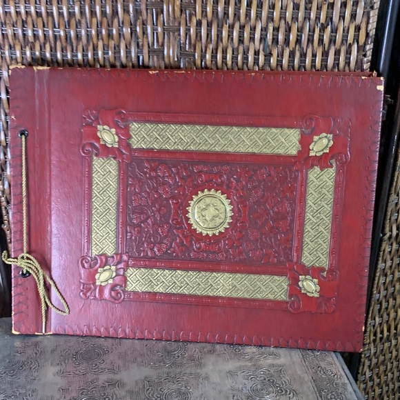 Vintage Harlich Photo Album with Black Paper Pages - Picture 1 of 8